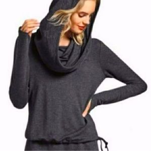Cabi charcoal gray recess topper knit cowl neck ls hoodie sz M in EUC
